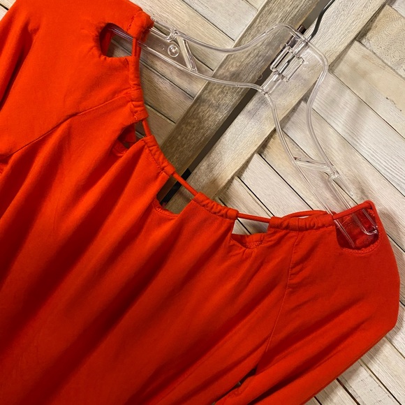 Women’s Fabletics Orange Long Sleeve Top - Picture 6 of 8